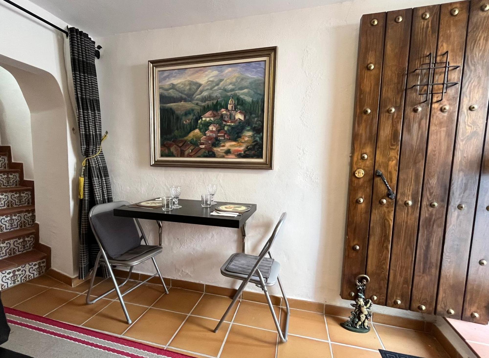 Tiny Spanish House Касарес Екстериор снимка