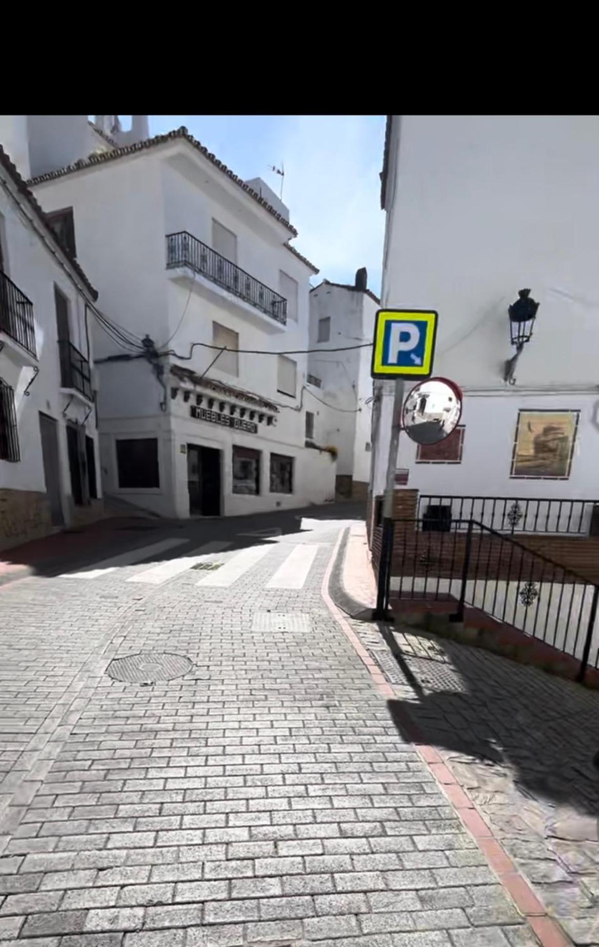 Tiny Spanish House Касарес Екстериор снимка